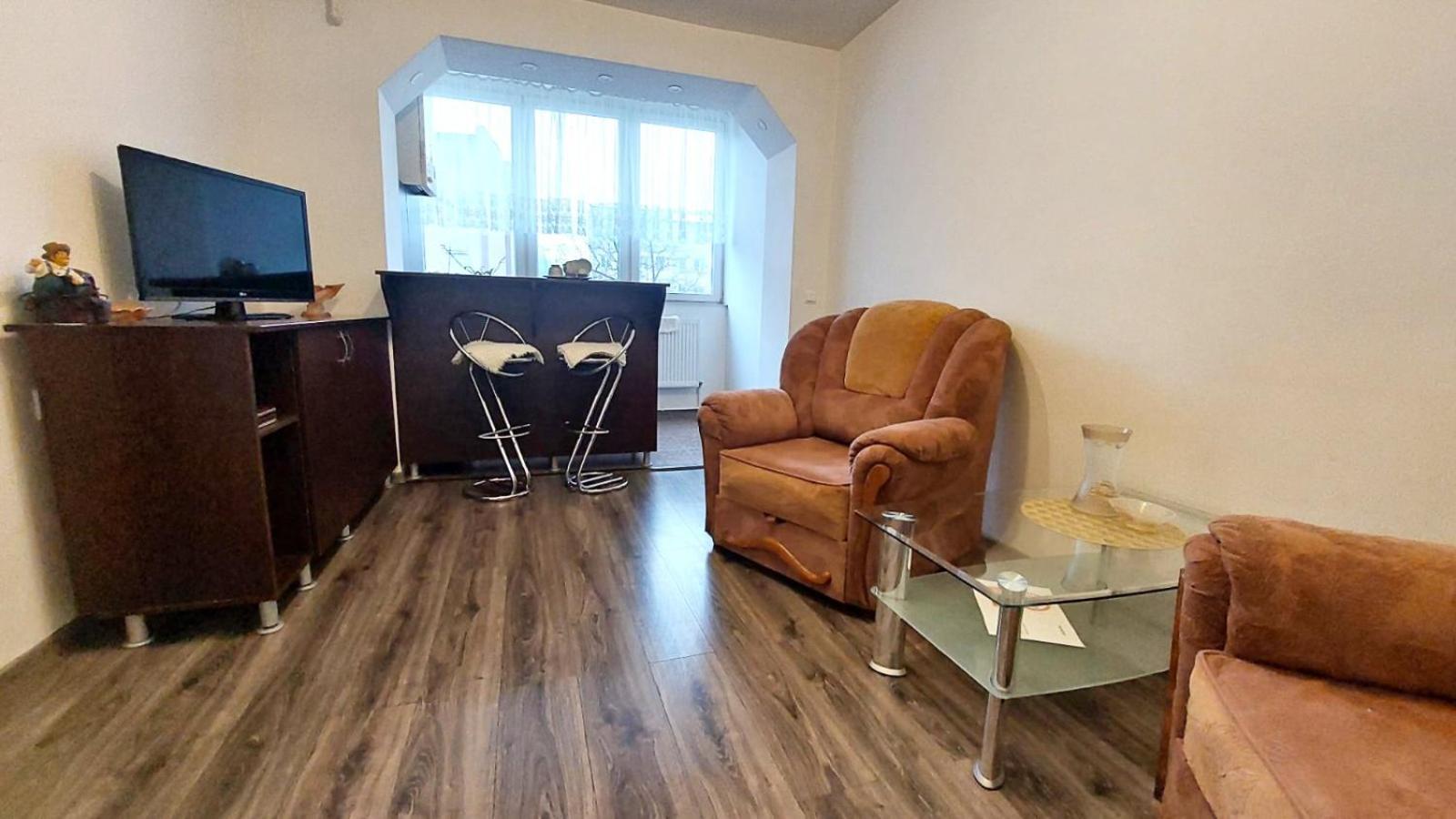 The Home Hunedoara Dış mekan fotoğraf