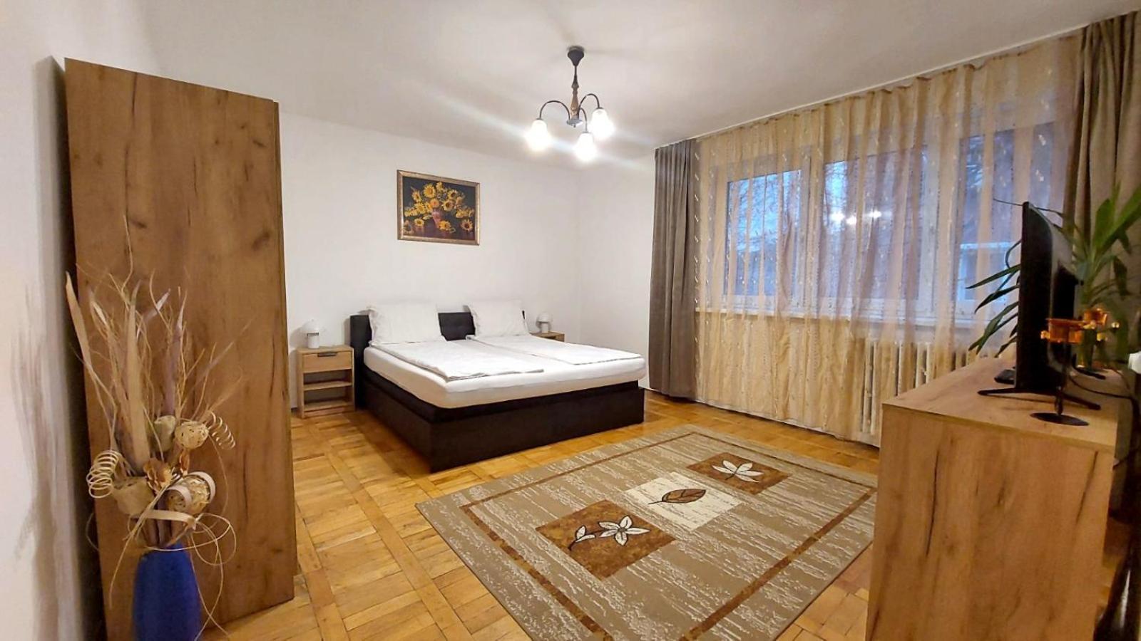 The Home Hunedoara Dış mekan fotoğraf